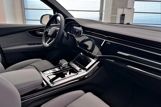 Q7 45 TFSI quattro tiptronic 2.0 AT 4WD (252 л.с.) фото 11