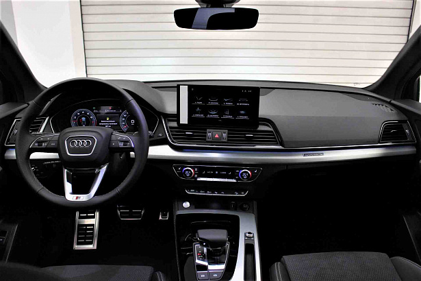 Q5 Sportback Sport 2.0 AMT 4WD (249 л.с.) фото 9