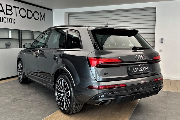 Q7 45 TFSI quattro tiptronic 2.0 AT 4WD (252 л.с.) фото 4
