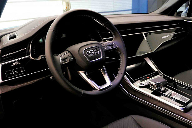 Q7 45 TFSI quattro tiptronic 2.0 AT 4WD (252 л.с.) фото 21