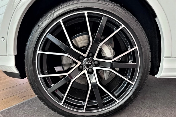 Q7 45 TFSI quattro tiptronic 2.0 AT 4WD (252 л.с.) фото 15