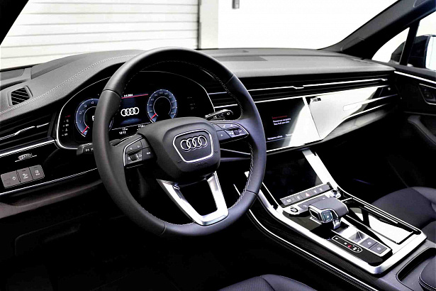 Q7 45 TFSI quattro tiptronic 2.0 AT 4WD (252 л.с.) фото 9