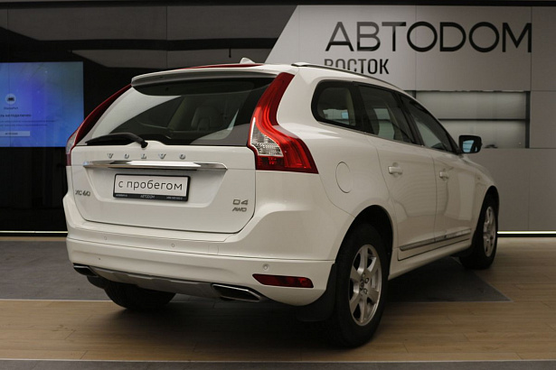 XC60 Base 2.4d AT 4WD (181 л.с.) фото 6