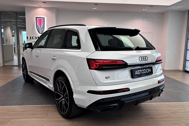 Q7 45 TFSI quattro tiptronic 2.0 AT 4WD (252 л.с.) фото 4