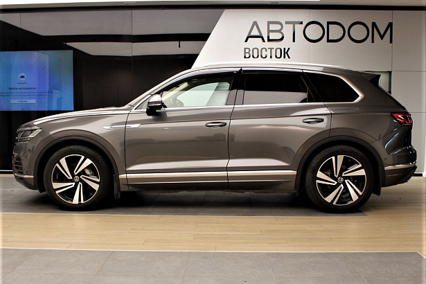 Touareg Business 3.0d AT 4WD (249 л.с.) фото 3