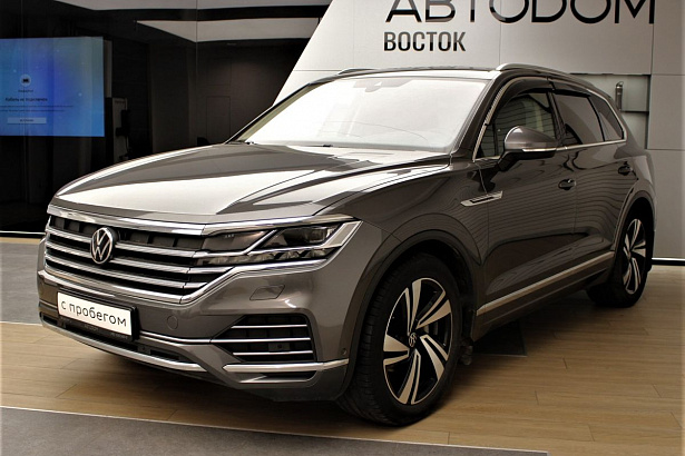 Touareg Business 3.0d AT 4WD (249 л.с.) фото 1