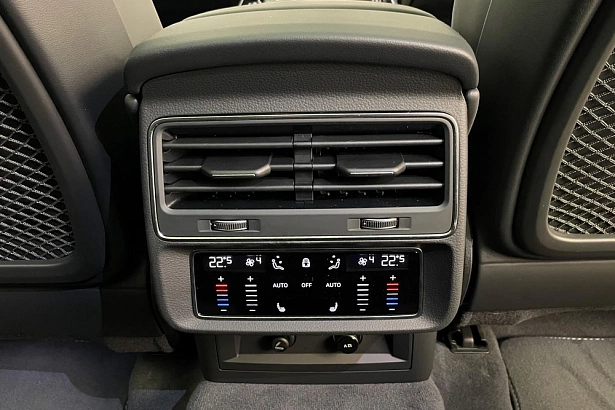 Q7 45 TFSI quattro tiptronic 2.0 AT 4WD (252 л.с.) фото 19