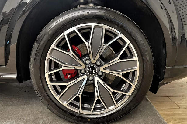 Q5 40 TFSI Quattro 2.0 AMT 4WD (204 л.с.) фото 11