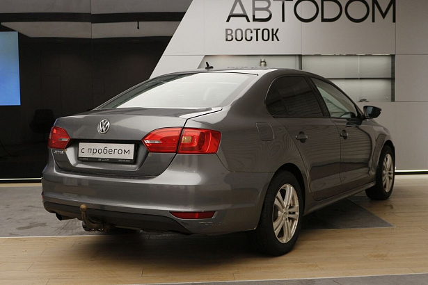 Jetta Conceptline 1.6 MT (105 л.с.) фото 6