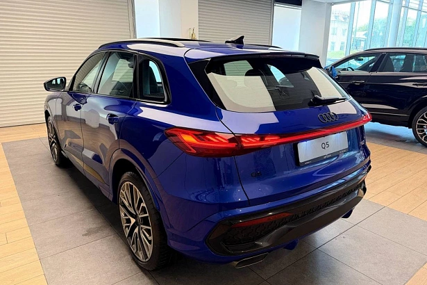 Q5 TFSI quattro S tronic 2.0 AMT 4WD (272 л.с.) фото 5